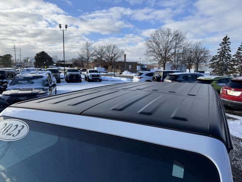 Used 2023 Jeep Wrangler Unlimited Willys image 17