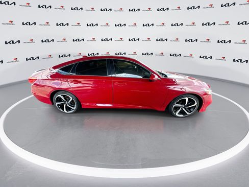 Used 2020 Honda Accord Sport image 9