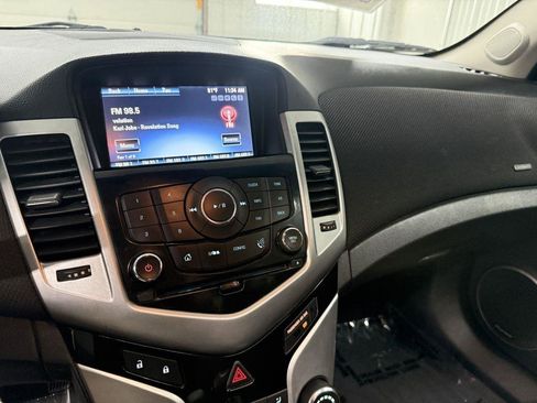 Used 2014 Chevrolet Cruze LT w/ All-Star Edition FWD image 12