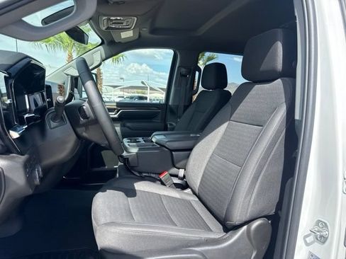Used 2025 Chevrolet Silverado 2500 LT AWD/4WD image 18