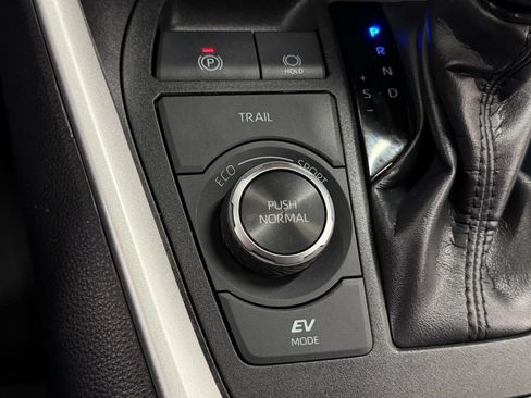 Used 2024 Toyota RAV4 XLE Premium w/ Weather Package AWD/4WD image 31
