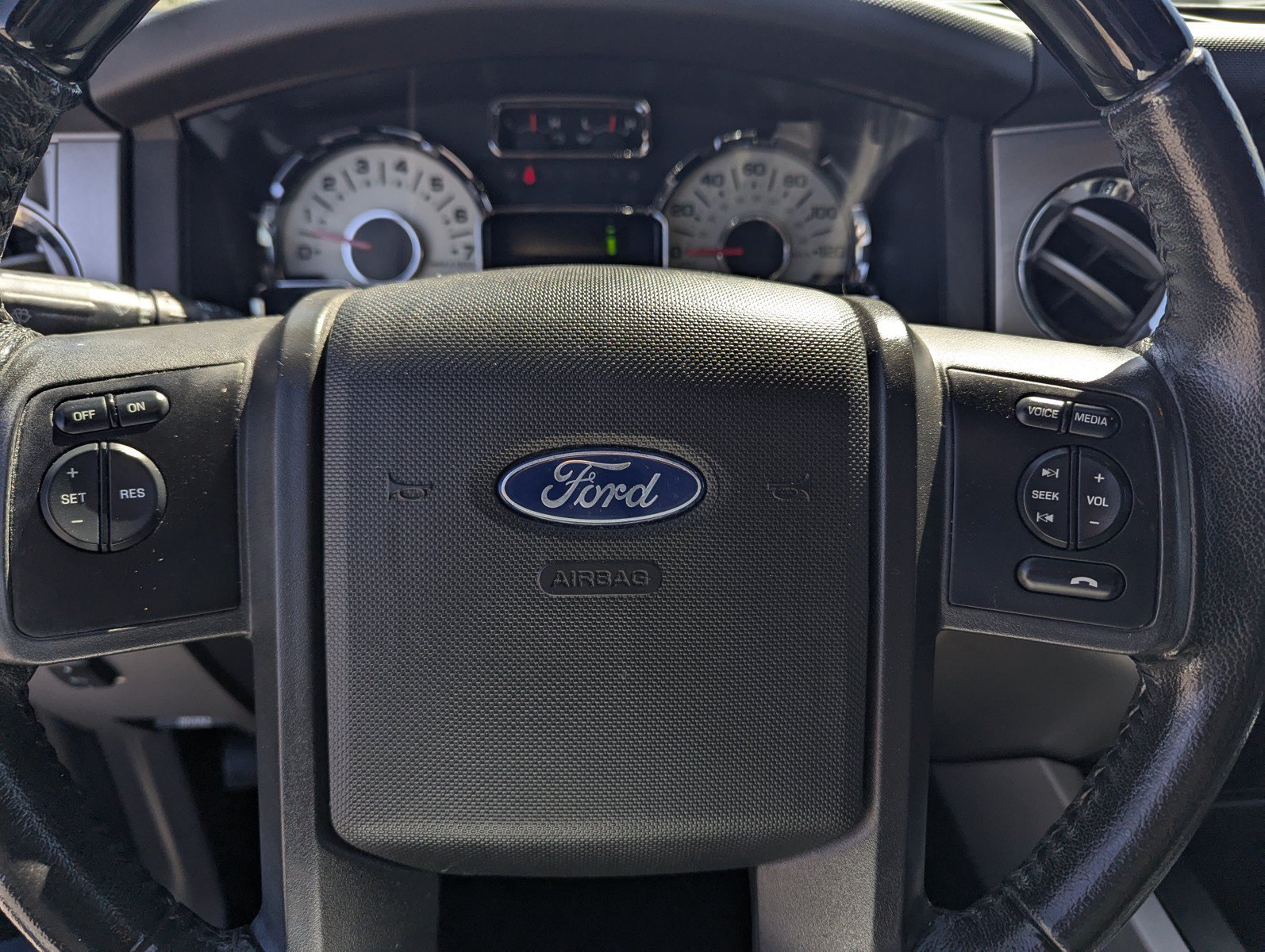 Used 2013 Ford Expedition EL Limited AWD/4WD image 11