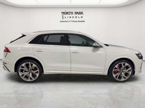 Used 2022 Audi RS Q8 AWD/4WD image 6