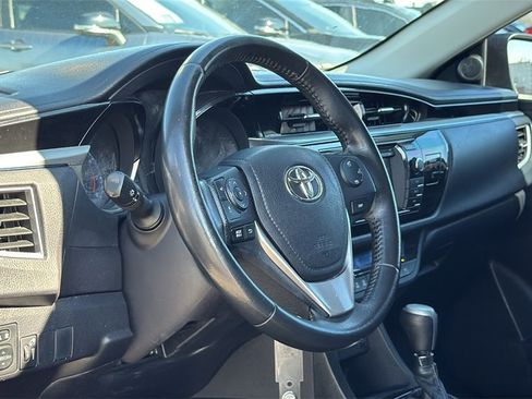 Used 2016 Toyota Corolla S image 11
