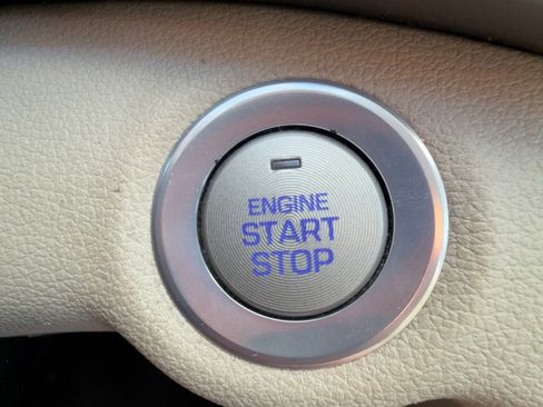 Used 2017 Hyundai Elantra SE w/ SE A/T Tech Package 03 image 47