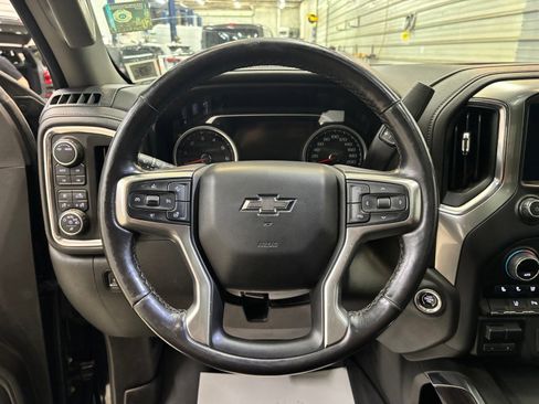 Used 2022 Chevrolet Silverado 2500 LTZ w/ LTZ Plus Package AWD/4WD image 11