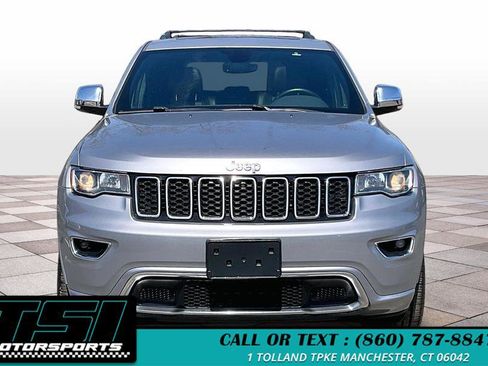 Used 2017 Jeep Grand Cherokee Limited w/ Trailer Tow Group IV AWD/4WD image 3