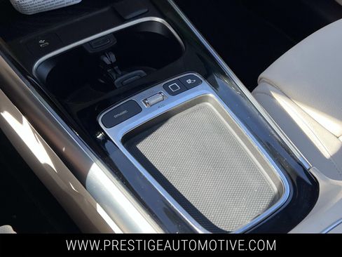 Used 2025 Mercedes-Benz GLA 250 4MATIC image 24