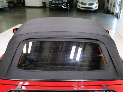 Used 2001 Toyota MR2 image 13