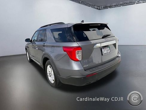 Used 2022 Ford Explorer XLT RWD image 4