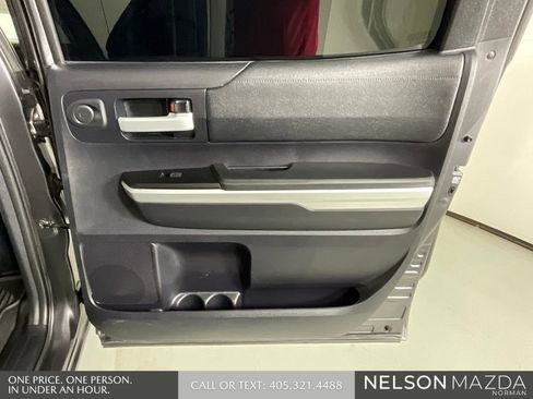 Used 2016 Toyota Tundra SR5 image 22
