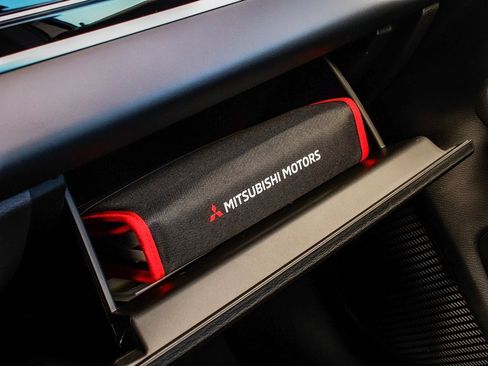 New 2025 Mitsubishi Outlander SEL Black Edition image 19