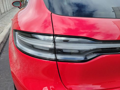 New 2026 Porsche Macan image 11