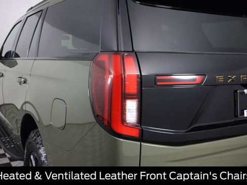 Used 2025 Ford Expedition Tremor AWD/4WD image 29