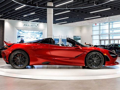 New 2027 McLaren 750S Spider RWD image 33