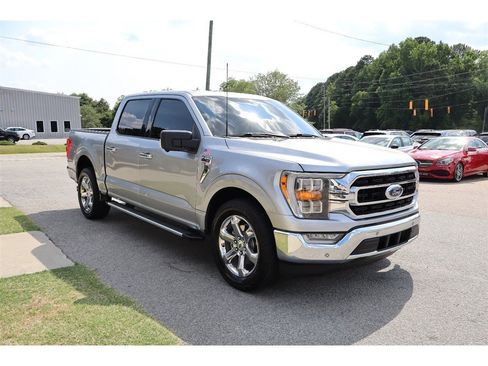 Used 2022 Ford F150 XLT w/ Equipment Group 302A High RWD image 7