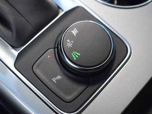 Used 2021 Chevrolet Blazer LT FWD image 28