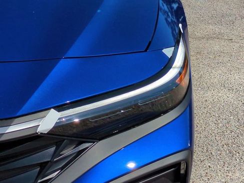 New 2025 Hyundai Elantra Sport image 9