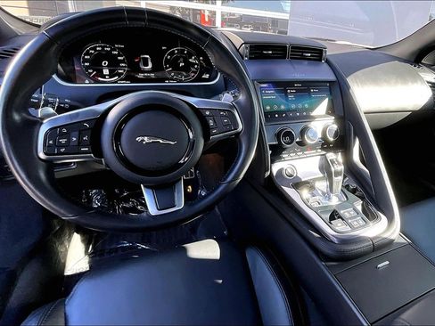 Used 2022 Jaguar F-TYPE Coupe image 15