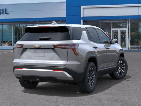 New 2027 Chevrolet Equinox LT AWD/4WD image 4