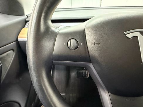 Used 2019 Tesla Model 3 Mid Range image 26