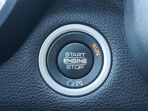 Used 2022 RAM 2500 Tradesman w/ Chrome Appearance Group image 29