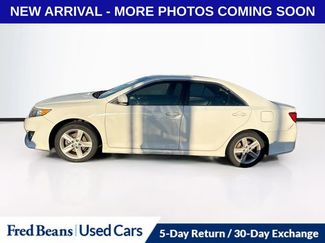 Used 2014 Toyota Camry L video 2