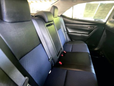 Used 2019 Toyota Corolla SE FWD image 15
