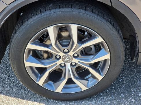 Used 2023 Acura MDX SH-AWD w/ Technology Package image 12