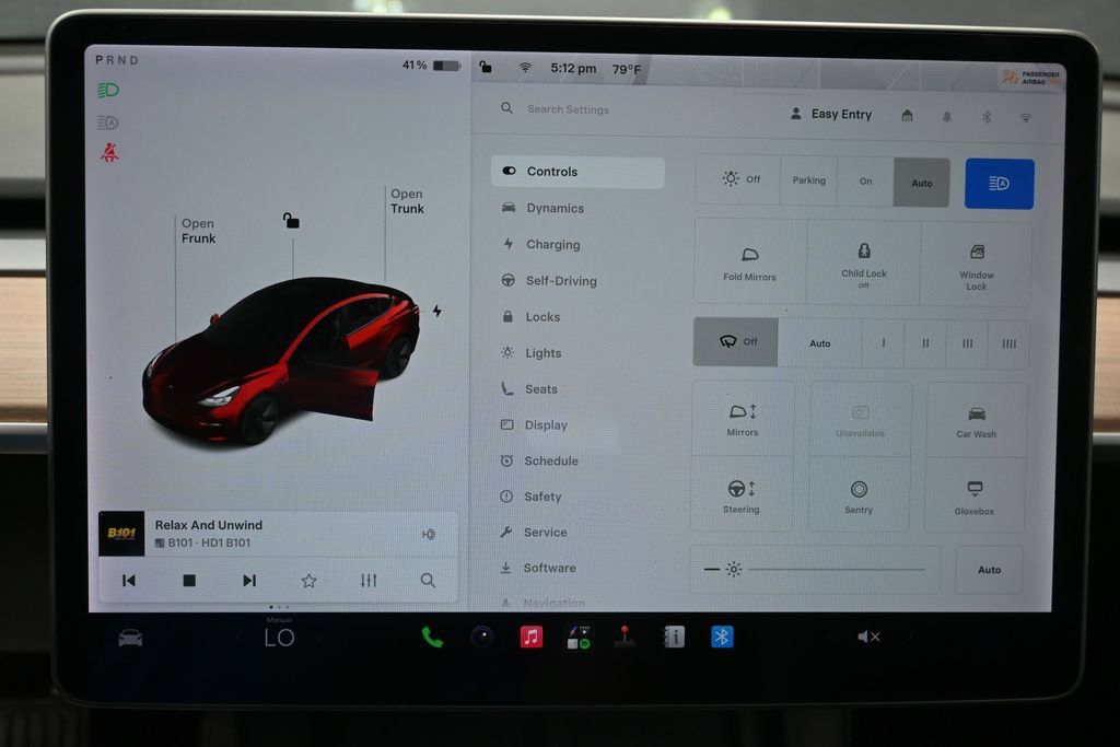 Used 2021 Tesla Model 3 Standard Range Plus RWD image 17