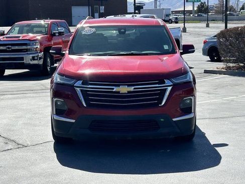 Used 2023 Chevrolet Traverse LT image 9