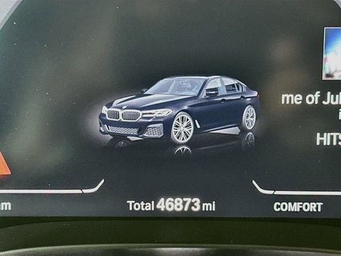 Used 2021 BMW 530i xDrive w/ M Sport Package AWD/4WD image 15