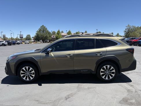 Used 2024 Subaru Outback Touring XT w/ Popular Package #2 AWD/4WD image 8