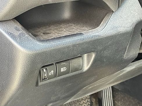 Used 2023 Toyota RAV4 LE image 6