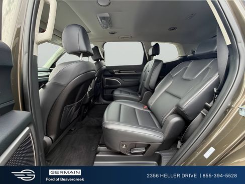 Used 2025 Kia Telluride S AWD/4WD image 24