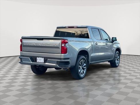Used 2025 Chevrolet Silverado 1500 LT image 7