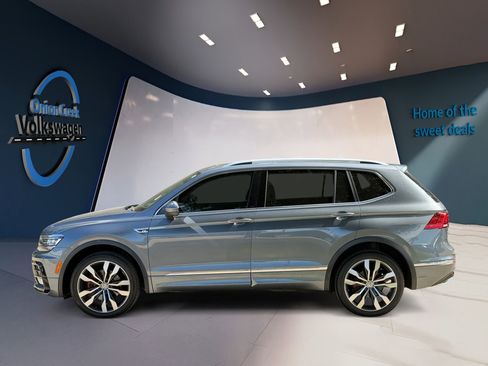 Used 2021 Volkswagen Tiguan SEL Premium R-Line AWD/4WD image 9