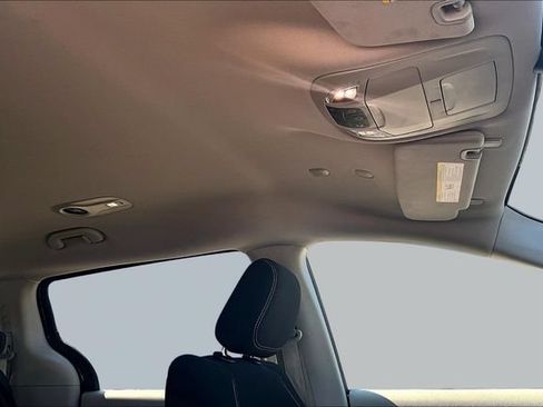 Used 2023 Chrysler Voyager LX FWD image 26