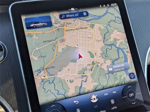 Used 2025 Mercedes-Benz CLE 300 4MATIC Cabriolet image 22