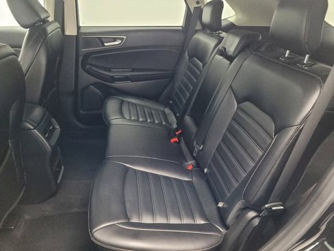 Used 2024 Ford Edge SEL image 18