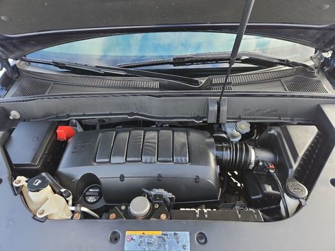 Used 2017 Chevrolet Traverse LT image 26