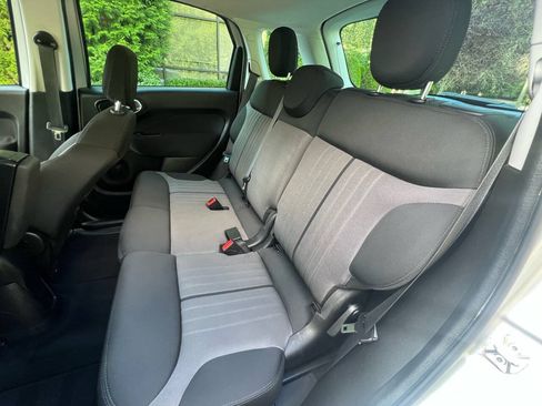 Used 2015 FIAT 500L Easy FWD image 13