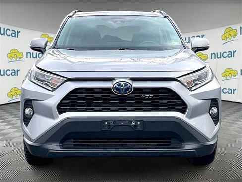 Used 2019 Toyota RAV4 XLE image 3