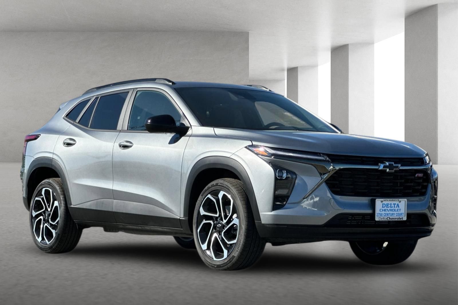 New 2026 Chevrolet Trax RS w/ Driver Confidence Package FWD image 2