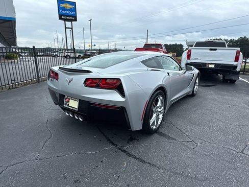 Used 2016 Chevrolet Corvette Stingray Coupe RWD image 6