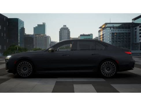 New 2026 BMW 760i xDrive image 4