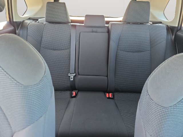 Certified 2022 Toyota RAV4 LE AWD/4WD image 16
