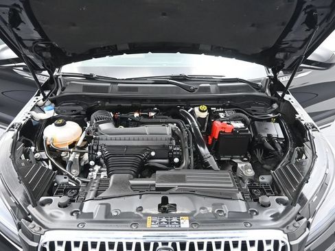 Used 2025 Lincoln Corsair AWD image 31