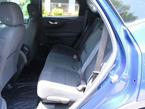 Used 2022 Chevrolet Blazer LT FWD image 23