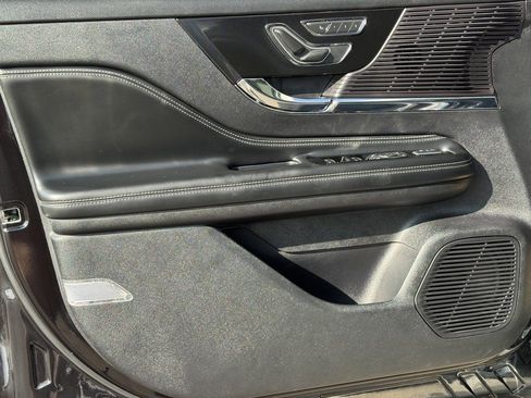 Used 2022 Lincoln Corsair Reserve w/ Elements Package image 24